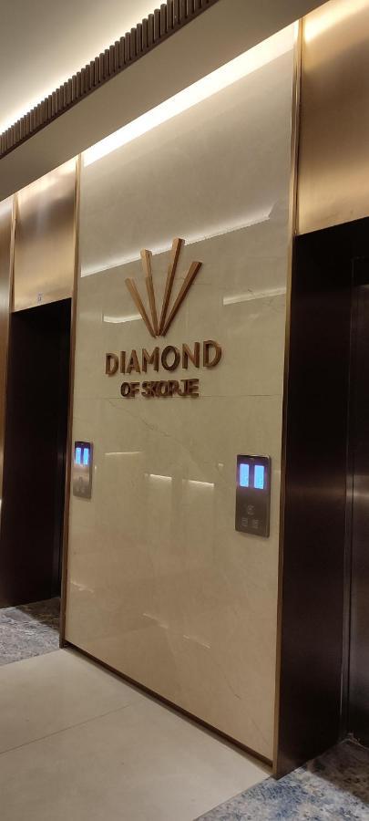 Diamond Apartment 158- Luxury In スコピエ エクステリア 写真
