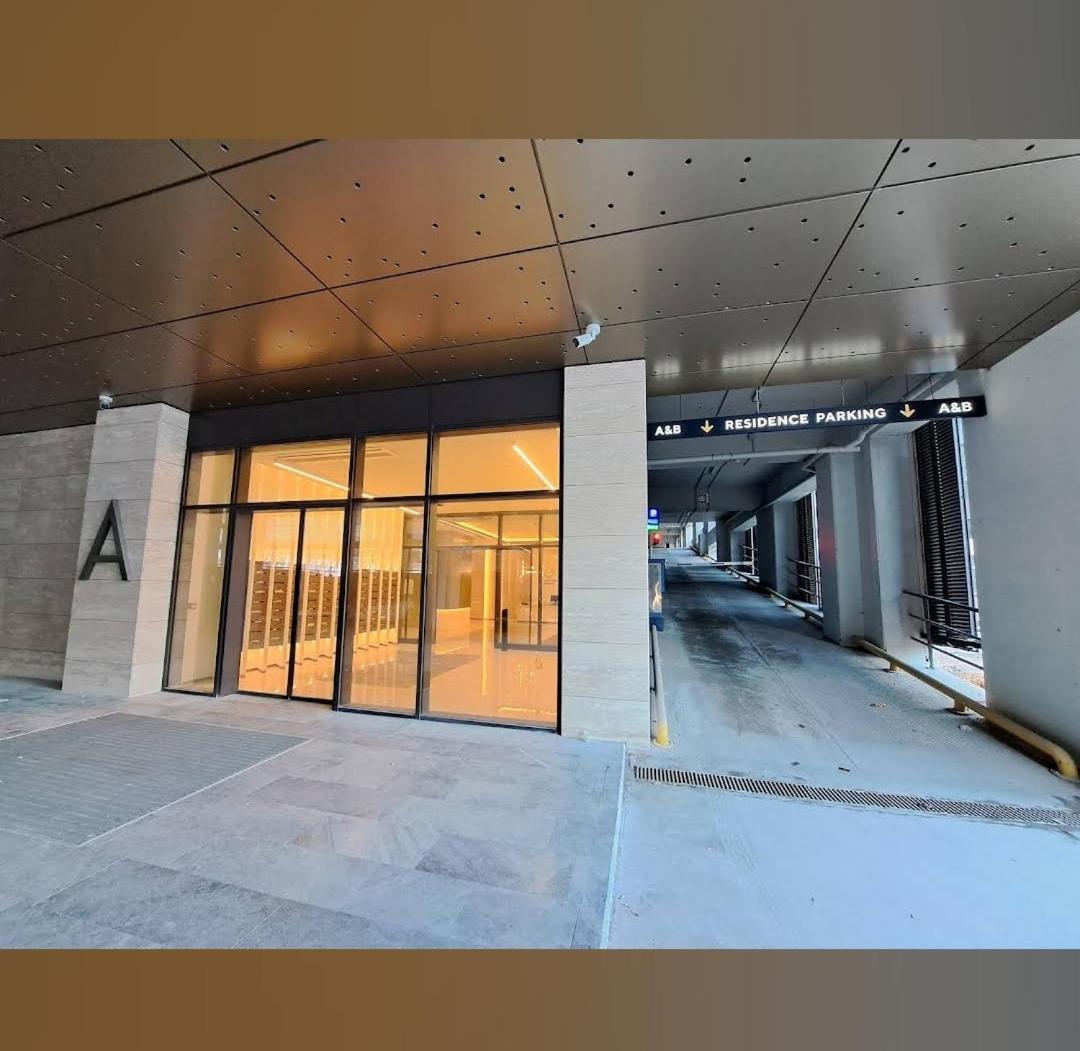 Diamond Apartment 158- Luxury In スコピエ エクステリア 写真